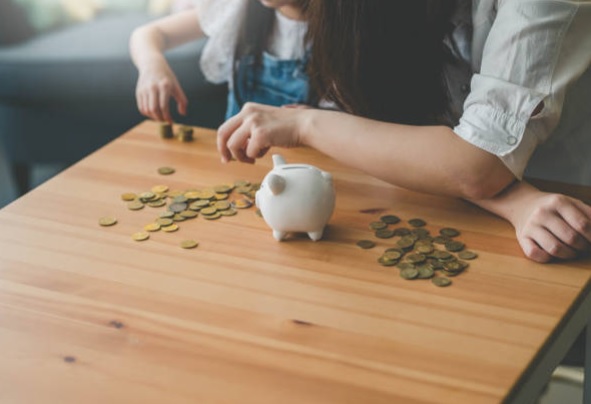 La Regione presenta il protocollo di educazione finanziaria per famiglie e specialisti